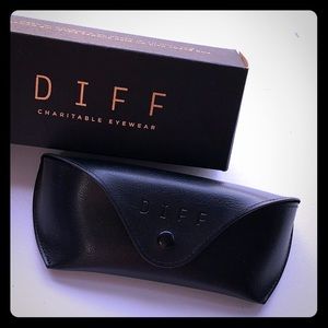 NEW DIFF  Eyewear sunglasses